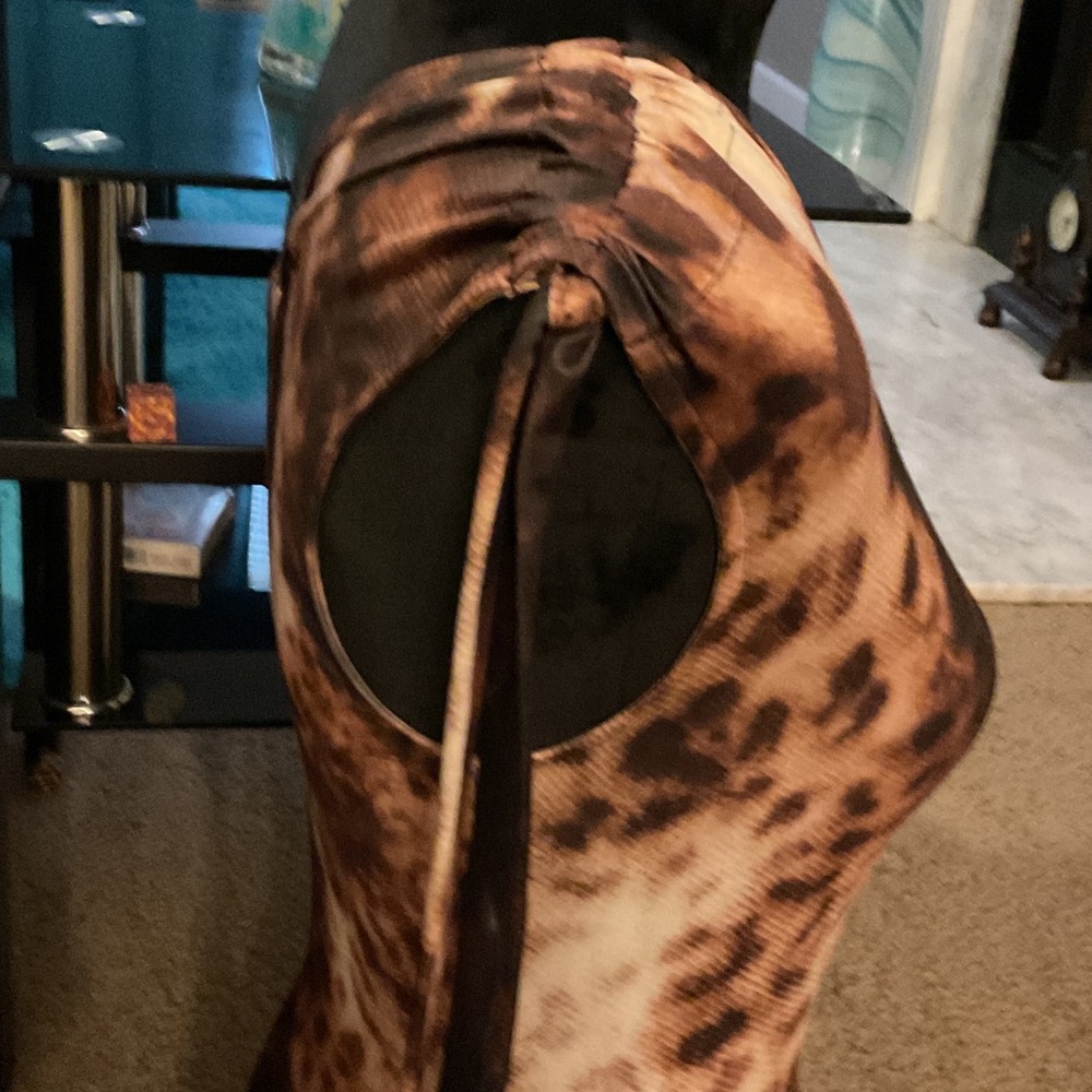 Fashion Nova One-Shoulder Leopard-Print Tank Top in Brown and Black - Picture 9 of 10